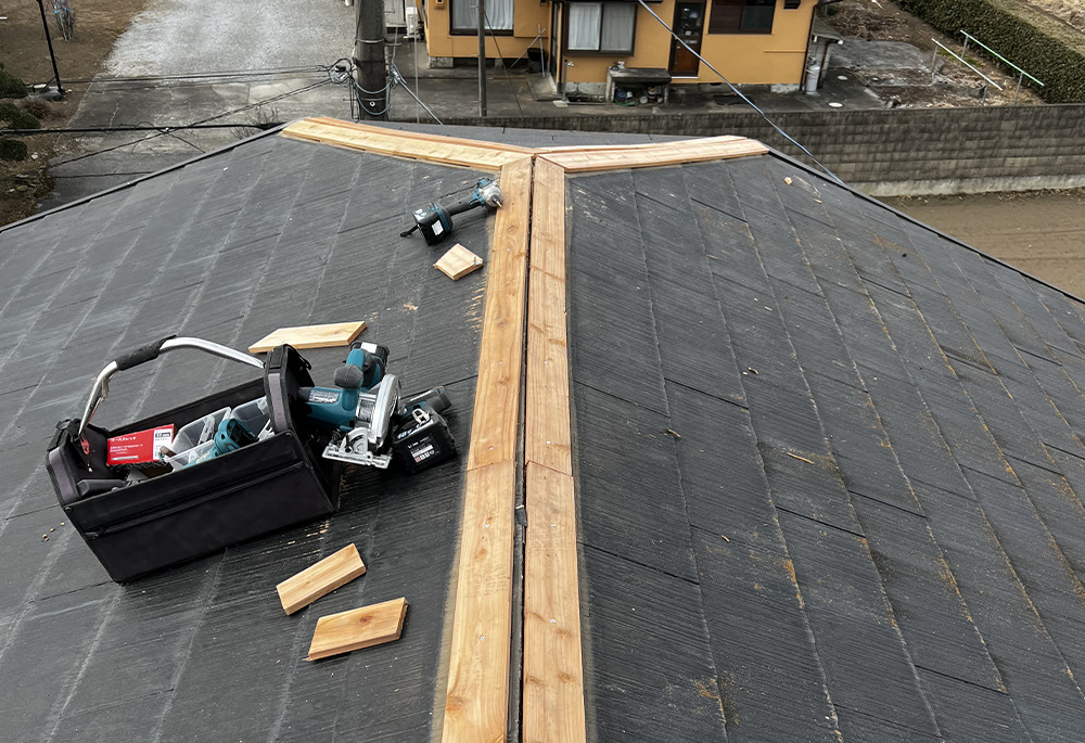 施工事例-棟木交換 (貫板)-